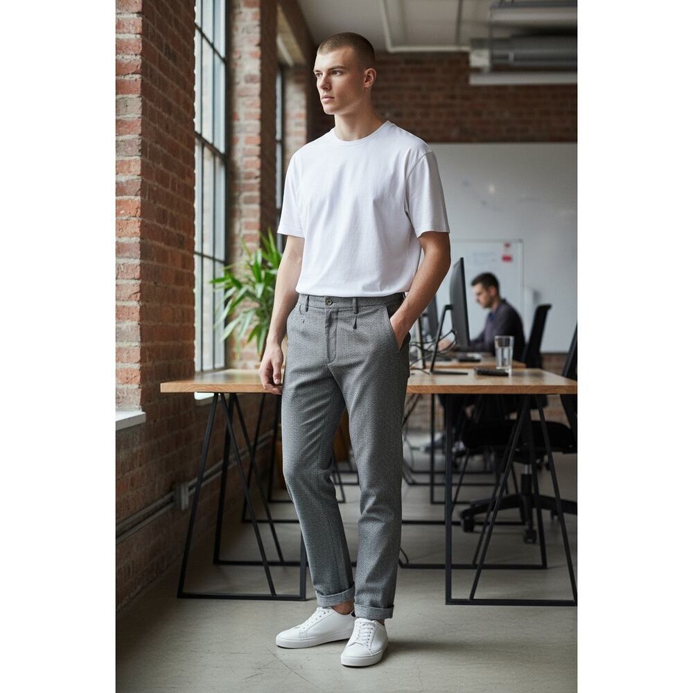 J.Crew Thompson Dress Pants Men’s 33x30 Gray Tapered Lightweight Business Casual